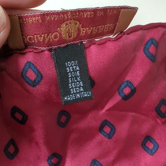 Luciano Barbera Mens Pocket Square Made in Italy 100% Silk Red Pattern Hanky 12" - Picture 4 of 5